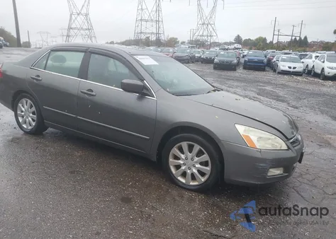 2006 Honda Accord 3.0 Ex from USA, damaged, VIN 1HGCM66596A027869